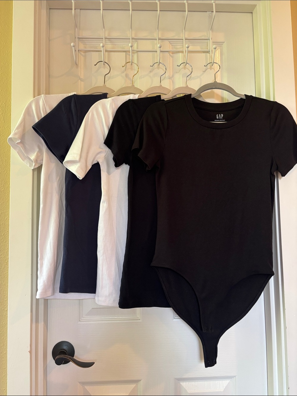 GAP Women’s Black, Blue & White Short-Sleeve Tees and Bodysuit Lot of 5
